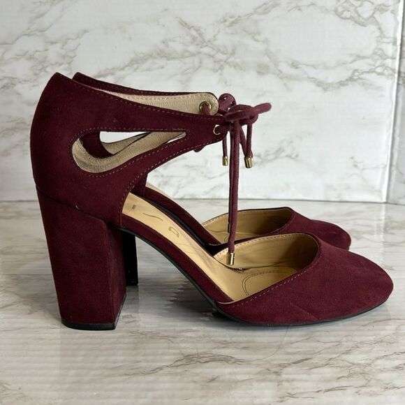 Unisa ladies burgundy ankle tie suede block heels size 8.5m - Picture 5 of 10